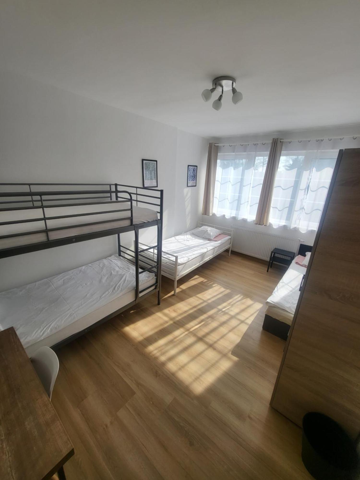 Rooms4Rest Popularna - Private Rooms For Tourists - Atr Consulting Sp, Z O,O, Varsó Kültér fotó